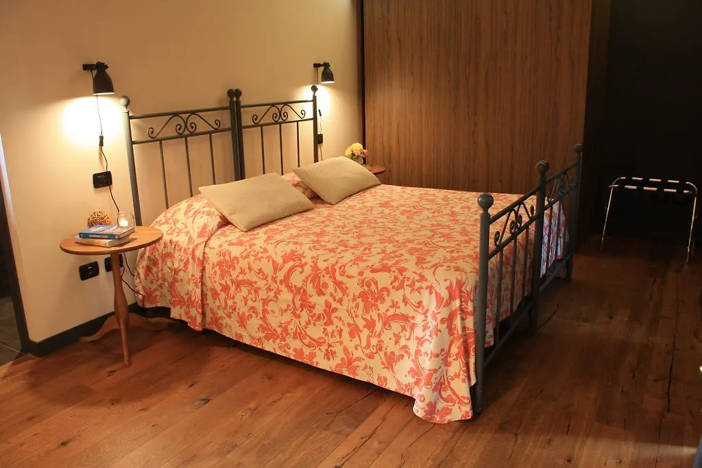 Antica Corte La Valle Guest House Sona 0*,  Italy