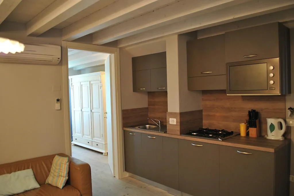 Country house Antica Corte La Valle Guest House Sona