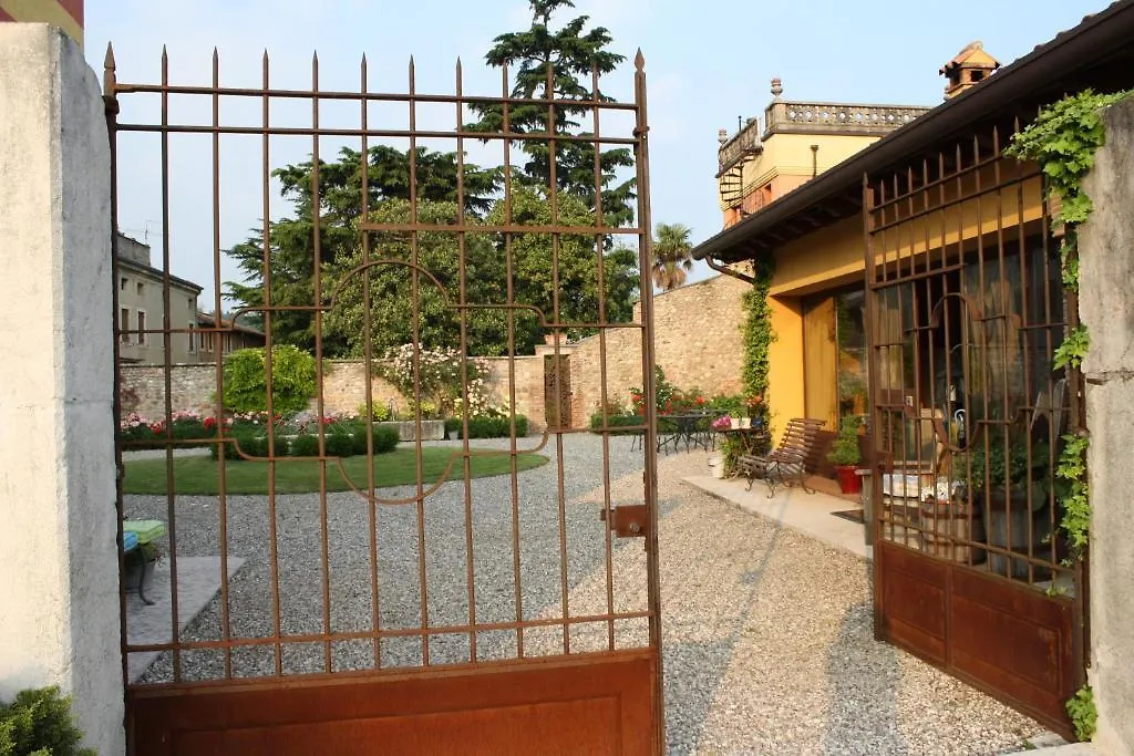 Antica Corte La Valle Guest House Sona Country house
